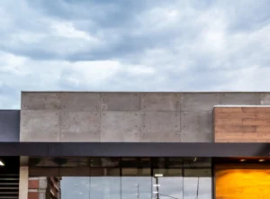 Concreto aparente como elemento de design moderno.